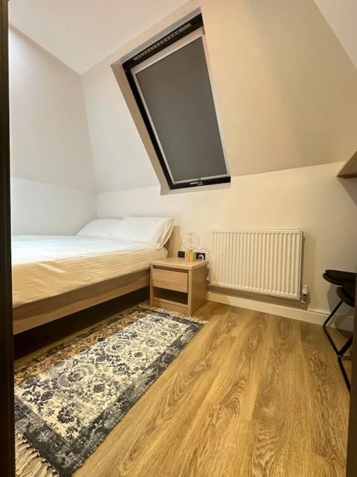 The Loft At Orchard House- Strictly No Parties Apartment Barton in the Clay